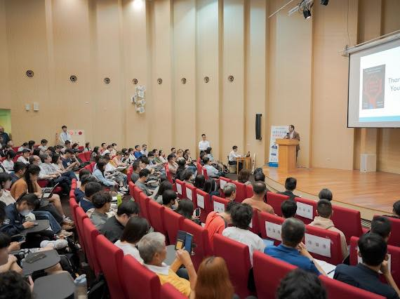 20250421-美國喬治城大學紐曼教授蒞臨本院之全球政治經濟大師講座-2
